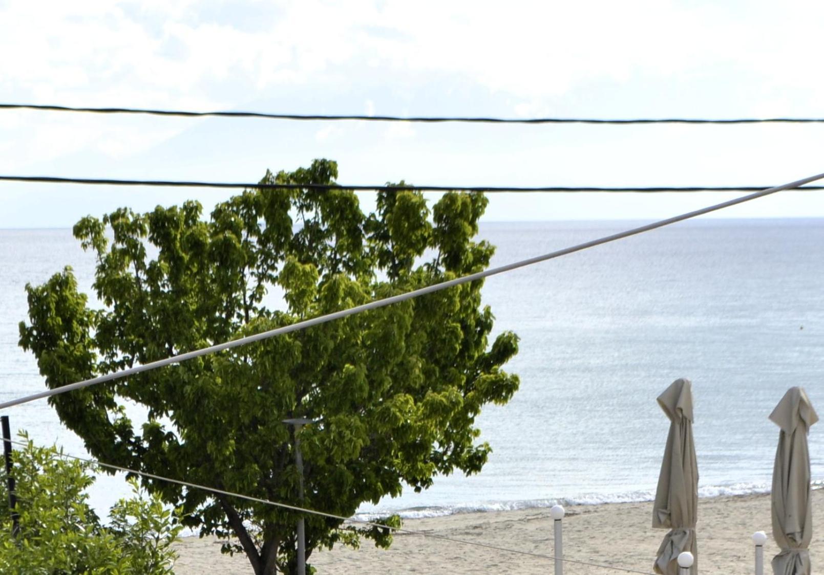 Seaside Apartment In Vergia Chalkidiki Luaran gambar